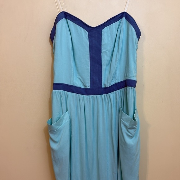 Xhilaration || NWT Strapless Mint & Blue ‘Challis’ Color Block Smocked M - Picture 13 of 13